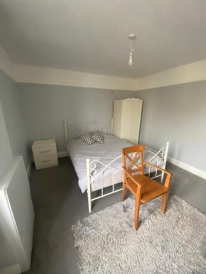 Contractors Rooms In Fawley